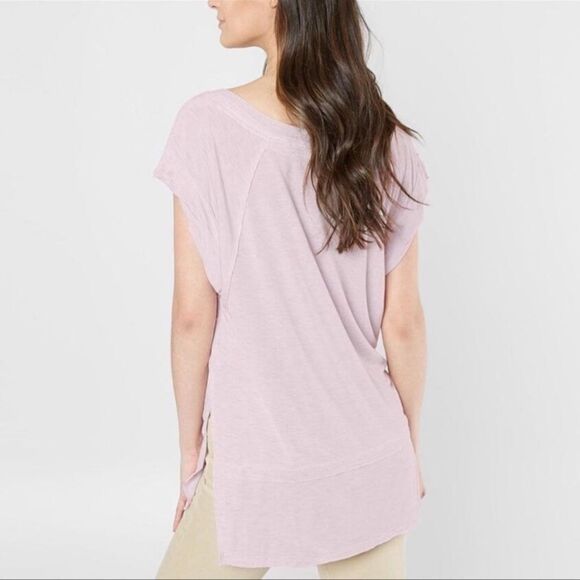 We the Free Voyage V-Neck Hi-Low Tee - Picture 4 of 14